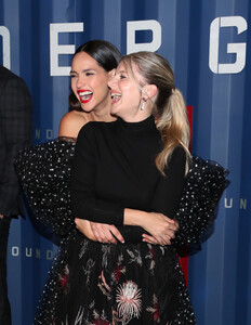 Melanie+Laurent+Netflix+6+Underground+New+0aBNsoi_lI8x.jpg