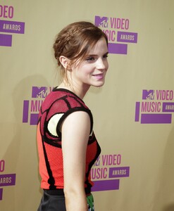 Emma Watson photo.filmcelebritiesactresses.blogspot-1446.jpg