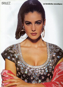 452723068_bb_MonicaBellucci_1991_03_BRILLEZ_NinaRicci_HC_LOfficiel_PeterHnnemann_040.thumb.jpg.b71111261edffc8ecf57aadf9f29d71c.jpg