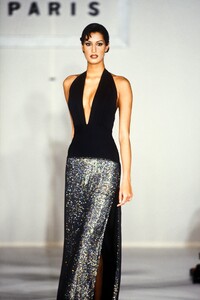 585985441_HerveLeger1993WomenRTW36.thumb.jpg.deb6ab63f0f641b7806d488d59df203d.jpg