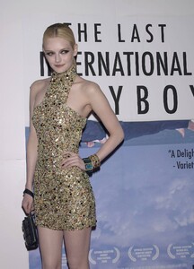 66833_0182_Lydia_Hearst02_122_849lo.jpg