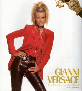 673183794_bb_ClaudiaSchiffer_1992_09_Versace_HC_FW92_LOfficiel_010.thumb.jpg.dabfaa463b1d19992d78a3a81fd0f7a6.jpg