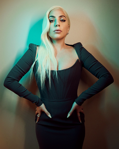 Lady Gaga @ Variety 26 January 2022 02.png