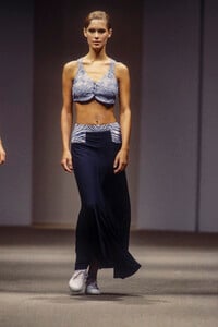 778853786_Missoni1995WomenRTW58.thumb.jpg.ccbad6ab0042a0e8f5b2faa28dbf38a2.jpg