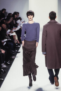 903606475_MarcJacobsFall19993.thumb.jpg.664d134e0bb71366078704f8c33b70d9.jpg