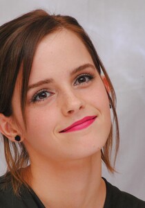 Emma Watson photo.filmcelebritiesactresses.blogspot-1454.jpg