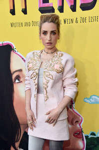 Zoe+Lister+Jones+Los+Angeles+Premiere+How+dthwNR2GiAWx.jpg