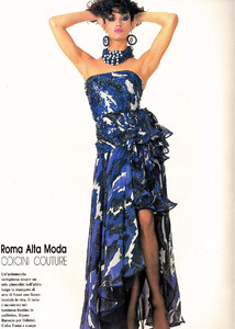 996664711_bb_JaniceDickinson_1984_03_LE_SUPERBES_FOLIES_ODICINI_HC_HB_IT_LesGoldberg_052_SISANcopy.thumb.jpg.eeb1dbf90a9e3f0babe5c0888ecddc3f.jpg
