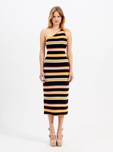 AMD3677-BLACK-aliceMcCALL-092-0662_2000x.jpeg