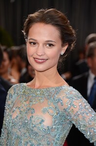 Alicia_Vikander_photo.filmcelebritiesactresses.blogspot-0141.jpg