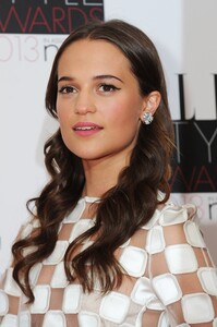 Alicia_Vikander_photo.filmcelebritiesactresses.blogspot-0187.jpg