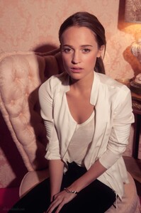 Alicia_Vikander_photo.filmcelebritiesactresses.blogspot-0960.jpg