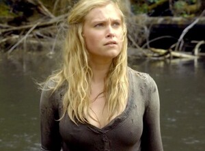 Eliza_Taylor_Cotter_044.jpg