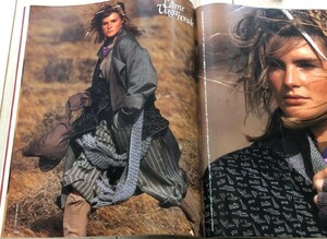 ElleJap0183vagabonde02Kirsteen.thumb.jpg.254963afe2a7462df8b89ef114ffdbc8.jpg
