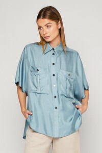 GingerandSmart_Spring21Collection_Immersionshirt_Eucalyptus_Crop_1200x1800.jpeg