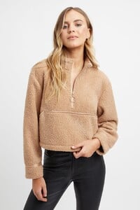 KJ1343_Montana_Fleece_Jumper_Tan_011275_1120x.jpg