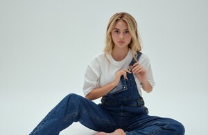 LENI-KLUM-x-ABOUT-YOU_AW21_04_024_01-scaled.thumb.jpg.61ecbda71b4fccaa22c5cc2868803d37.jpg