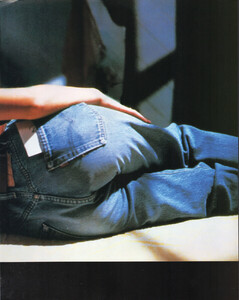 Levis501AdCpNL0487b.thumb.jpg.79e9f1171acb5b2e3afee08a79166072.jpg