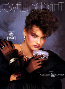 MadameDE1985Jan_Jewels1.thumb.jpg.025ad7d1ac3db1c7f837b036b1123a8a.jpg