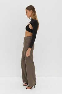 StyleAddict_AinsleyPant_SoftKnitBra_MilaUntitledSession2896_3000x.jpg