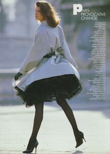 VogueUK1987March_phEddiKolhi_LEvangelista05.thumb.jpg.f2d529404fade0d55931f39e5bbd4284.jpg