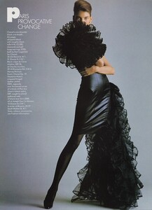 VogueUK1987March_phEddiKolhi_LEvangelista07.thumb.jpg.99ee6afd536ba5a343d321653da45466.jpg