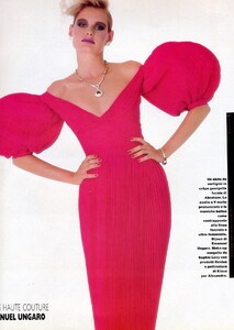 bb_CarriePeterson_1983_09_PARIS_HC_HB_IT_135.thumb.jpg.dc39cb8563816869eabd16ae14efb193.jpg