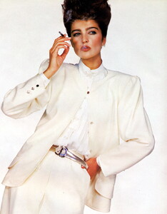 bb_ClaireAtkinson_1984_02_UNGARO_SS84_HB_FR_040.thumb.jpg.242e220ca751d60f0965206fffb74328.jpg
