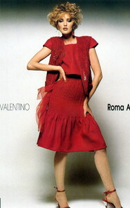 bb_DianneDewitt_1984_03_DIVINA_FEMMINA_VALENTINO_HC_HB_IT_JamesMoore_061_LUCCHINI.thumb.jpg.0870b1672432575307c6bb0de7f7b494.jpg