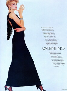 bb_Frauke_1984_04_VALENTINO_SS84_HB_IT_LesGoldberg_032.thumb.jpg.2fcfc2ab51f8a0ee861814d7d3deb675.jpg