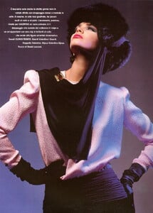 bb_Frauke_1984_09_VALENTINO_HC_ED_FW84_HB_IT_JamesMoore_110.thumb.jpg.9e8732cc3005854bfc1eeedaf124ec15.jpg