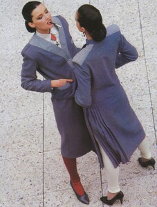 bb_ID_1978_08_THIERRY_MUGLER_FW78_VO_FR_HelmutNewton_030.thumb.jpg.e71d543b3ee39c733bda772c38d426b5.jpg
