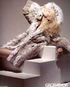 bb_ID_1978_09_GROSVENOR_FURS_HC_FW78_VOGUE_FR_LYNX_060.thumb.jpg.6a42ccda621158170d09bca03364cf7f.jpg