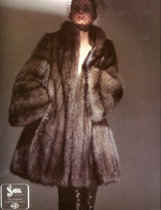 bb_ID_1978_09_GROSVENOR_FURS_HC_FW78_VOGUE_FR_SABLE_150.thumb.jpg.f530dd93d872e76f9a123b431a2c3c33.jpg