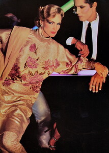 bb_ID_1978_09_LANCETTI_ALTA_MODA_FW78_VOGUE_IT_GianpaoloBarbieri_041.thumb.jpg.ed171909b707a8fe11b6e3f0045c1879.jpg