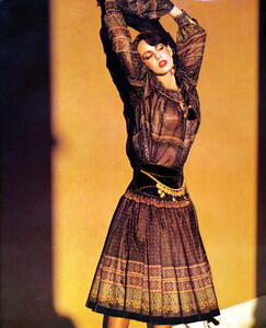 bb_ID_1980_09_LANCETTI_HC_FW80_VOGUE_IT_NormanParkinson_030.thumb.jpg.d4c8c5f3ae17651a5d7f6a43b6853a3b.jpg