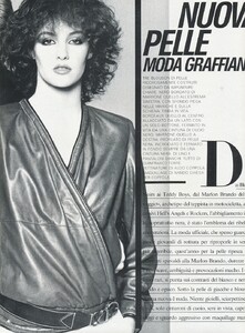 bb_ID_1981_02_NUOVA_PELLE_VOGUE_IT_GianpaoloBarbieri_015.thumb.jpg.c48f71ae9450da378659865a800a6c9b.jpg