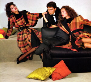 bb_ID_1982_09_BALESTRA_HC_FW82_VOGUE_IT_GianMarcoChieregato_010.thumb.jpg.b9eba52beba20391d2533f5d1939891f.jpg