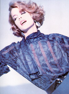 bb_ID_1983_09_CHLOE_HC_FW83_VOGUE_IT_Kober_010.thumb.jpg.4f526ca0aa51640a7634d19a10c16712.jpg