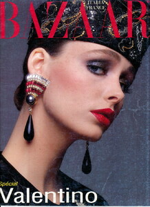 bb_ID_1985_09_COVER_VALENTINO_HC_FW85_010.thumb.jpg.5c5868f1ecca1ac547765bd4e51501e2.jpg