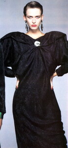 bb_ID_1985_09_KRIZIA_HC_FW85_HB_IT_NestiMendoza_061.thumb.jpg.9248ba6d785d71d79a1c5a5276ea52f6.jpg