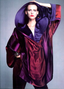 bb_ID_1985_09_KRIZIA_HC_FW85_HB_IT_NestiMendoza_091.thumb.jpg.90598468df96308c3fb492a8a1047848.jpg