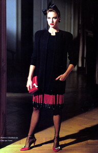 bb_ID_1985_09_VALENTINO_HC_FW85_TerenceDonovan_060.thumb.jpg.dd4f1827b5f0f03d550c25ca9b175045.jpg