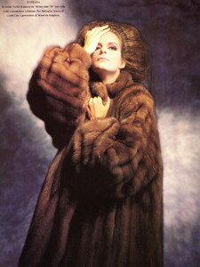bb_ID_1985_09_VENERE_IN_PELLICCIA_HC_FW85_HB_IT_Nadir_050.thumb.jpg.c800e80841faa9c89746ce47b8fd3aed.jpg