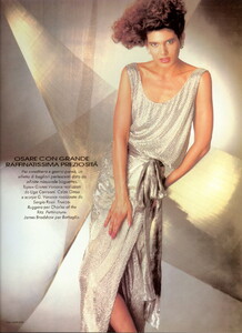bb_ID_1985_09_VERSACE_HC_FW85_HB_IT_TomJackson_030.thumb.jpg.73cdf517f9b5e478f373eee1738f1065.jpg