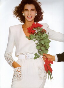 bb_ID_1986_03_VALENTINO_HC_SS86_HB_ITALIA_010.thumb.jpg.8c98aa54274d9abdcdedc0656877ec6c.jpg