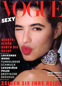 bb_ID_1988_11_COVER_Vogue_DE_010.thumb.jpg.ebf7d4bb1ec6e90e1761bb082564c42b.jpg