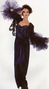 bb_JulieWolfe_1984_09_ODICINI_HC_ED_FW84_HB_IT_LesGoldberg_111.thumb.jpg.f75de4c9c20c89185991452c2d2824db.jpg