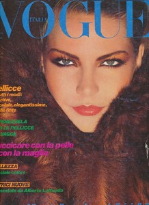 bb_LauraAlvarez_1978_11_COVER_VOGUE_IT_333_GianpaoloBarbieri_010.thumb.jpg.99f195705d7615760a42c8d3da2d3219.jpg