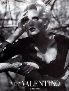 bb_NadjaAuermann_1994_09_ValentinoAd_FW94_StevenMeisel_060.thumb.jpg.018499f190f7ad06112b811985144818.jpg